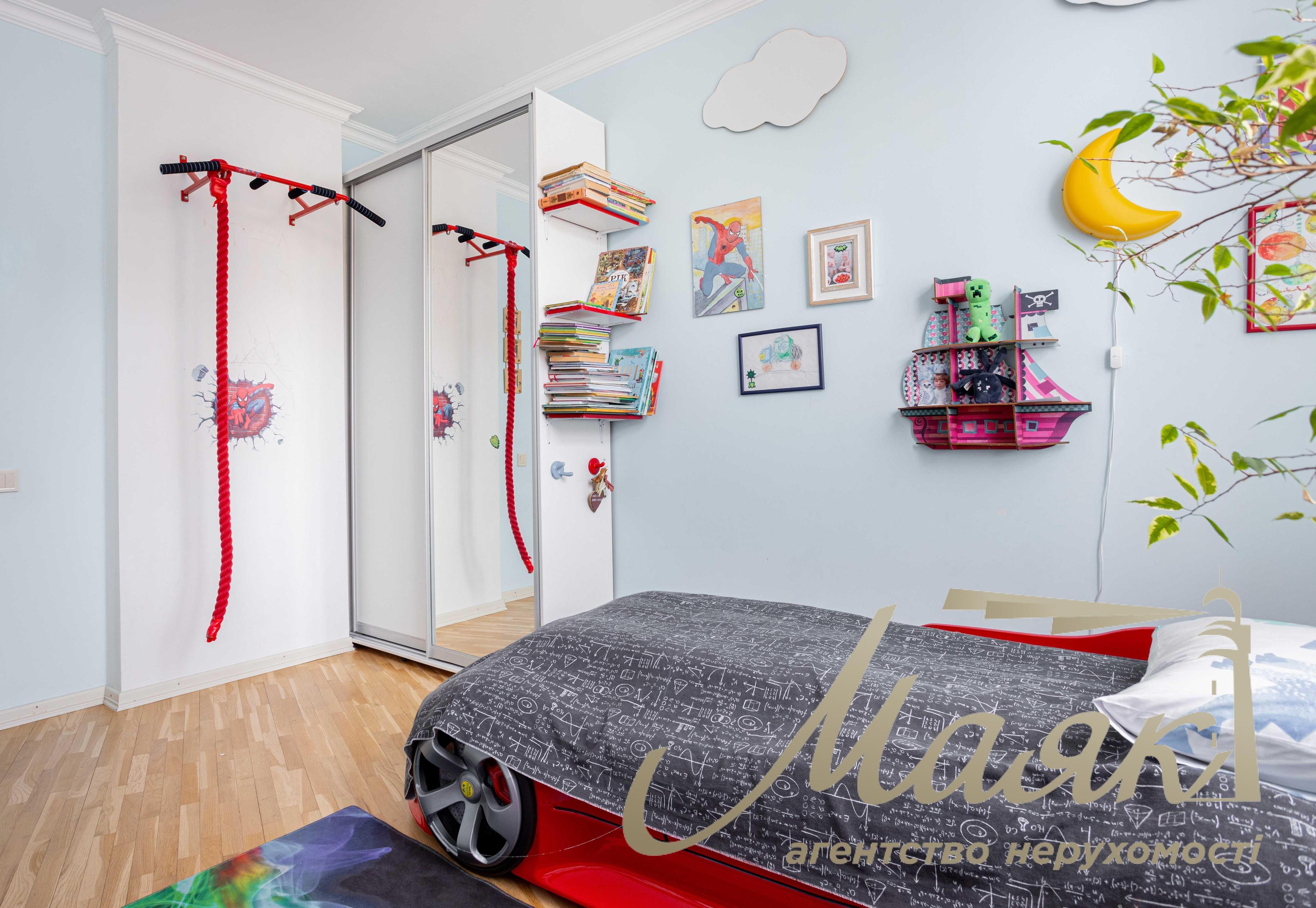 Аренда 4-х комнатной квартиры в ЖК Яскравый, Оболонский район.