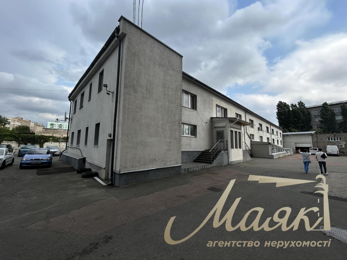 For sale commercial complex Podolskiy district, Kirillovskaya str.
