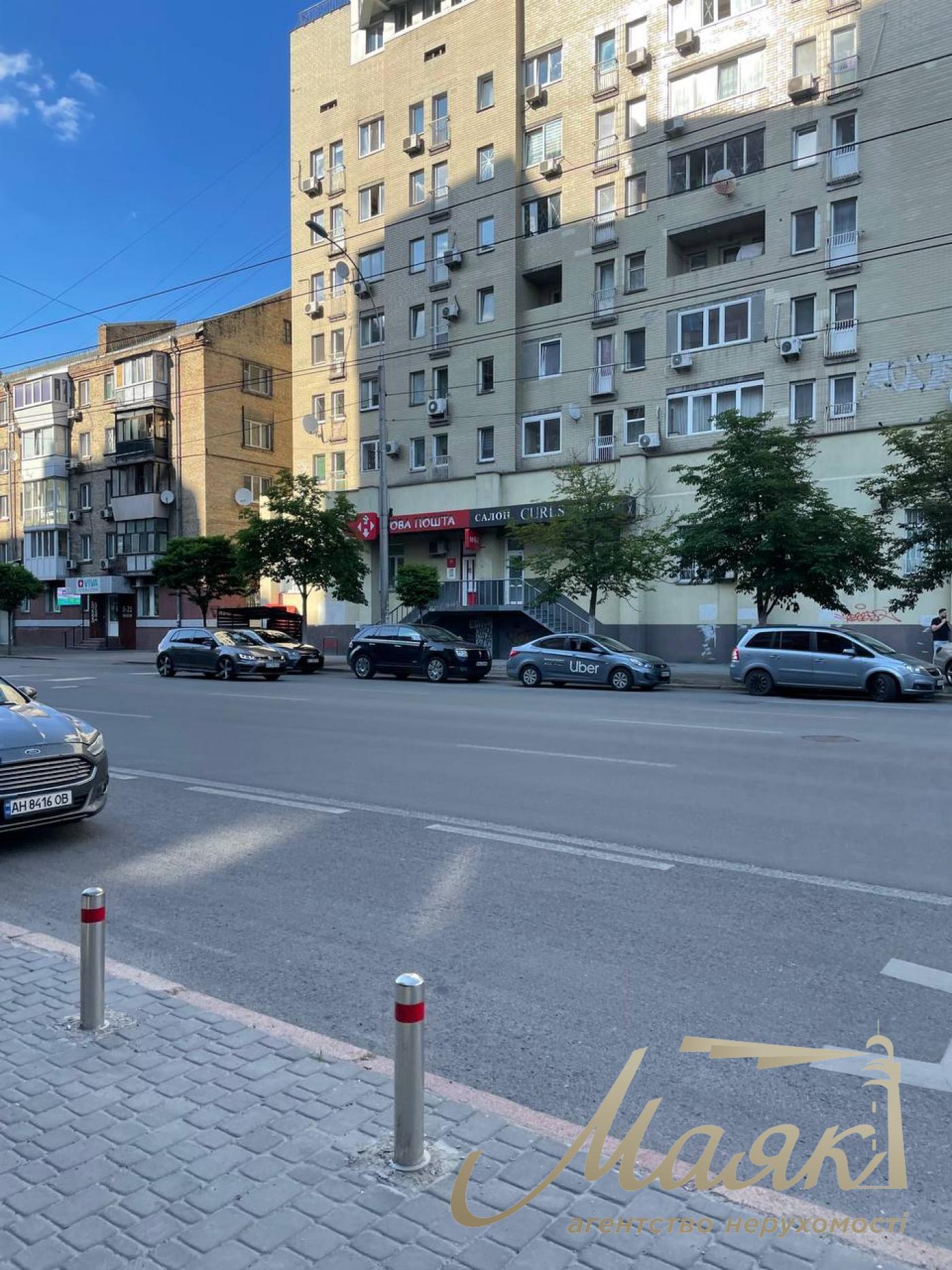 Rent of facade premises 75 sq.m, Antonovycha st. 157. Center. Kyiv