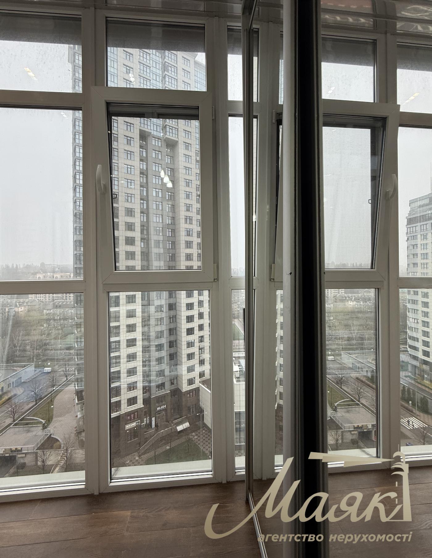 Оренда 3 кімнатної квартири в ЖК Новопечерські Липки, Андрія Верхогляда просп. , 16