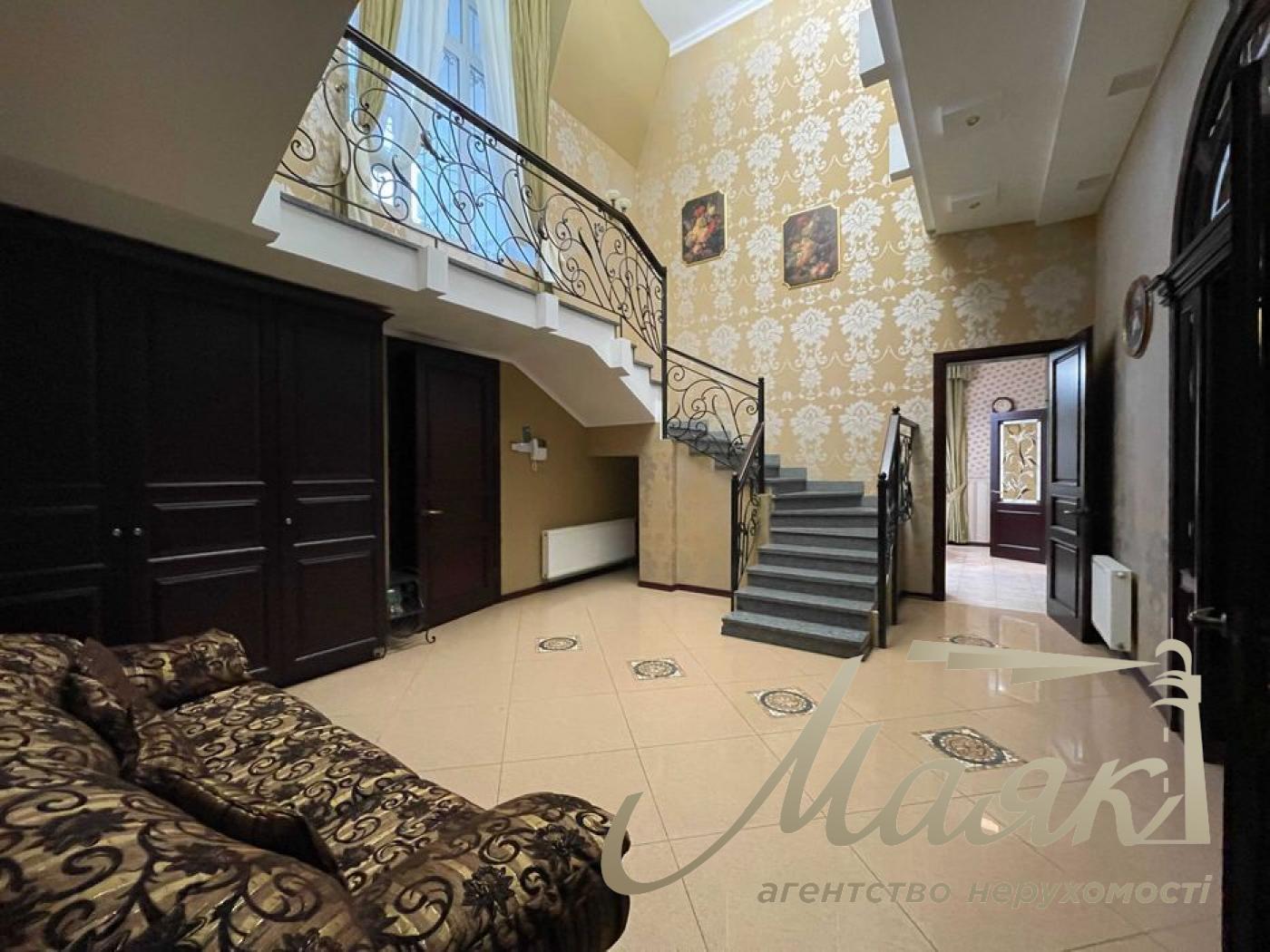 Продаж 450м2 будинку, Київ, Осокорки