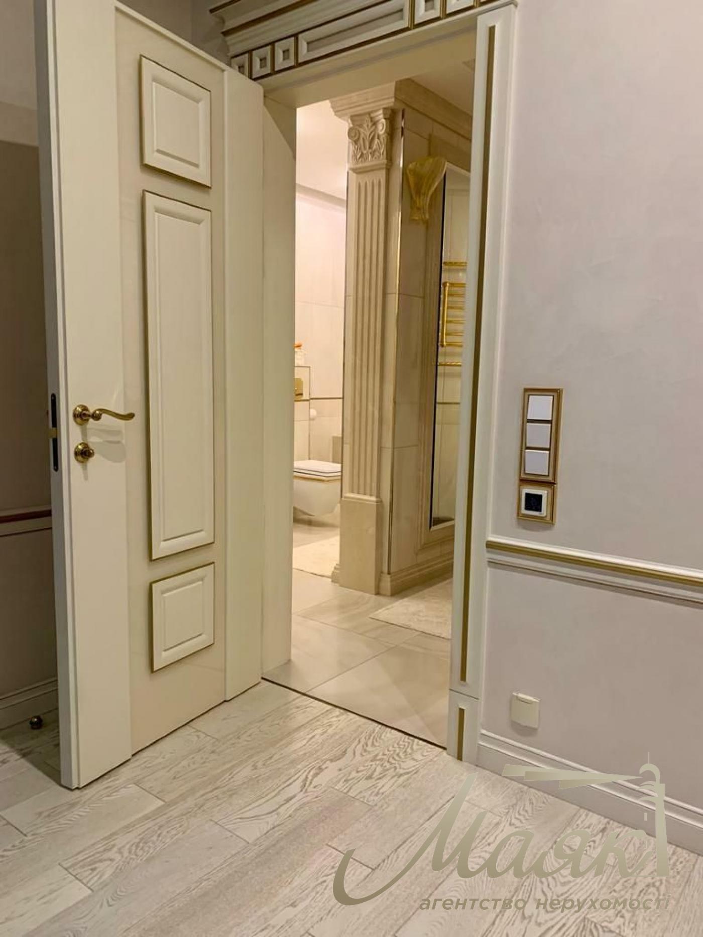 Продаж 4к квартири бульвар Лесі Українки, Печерськ