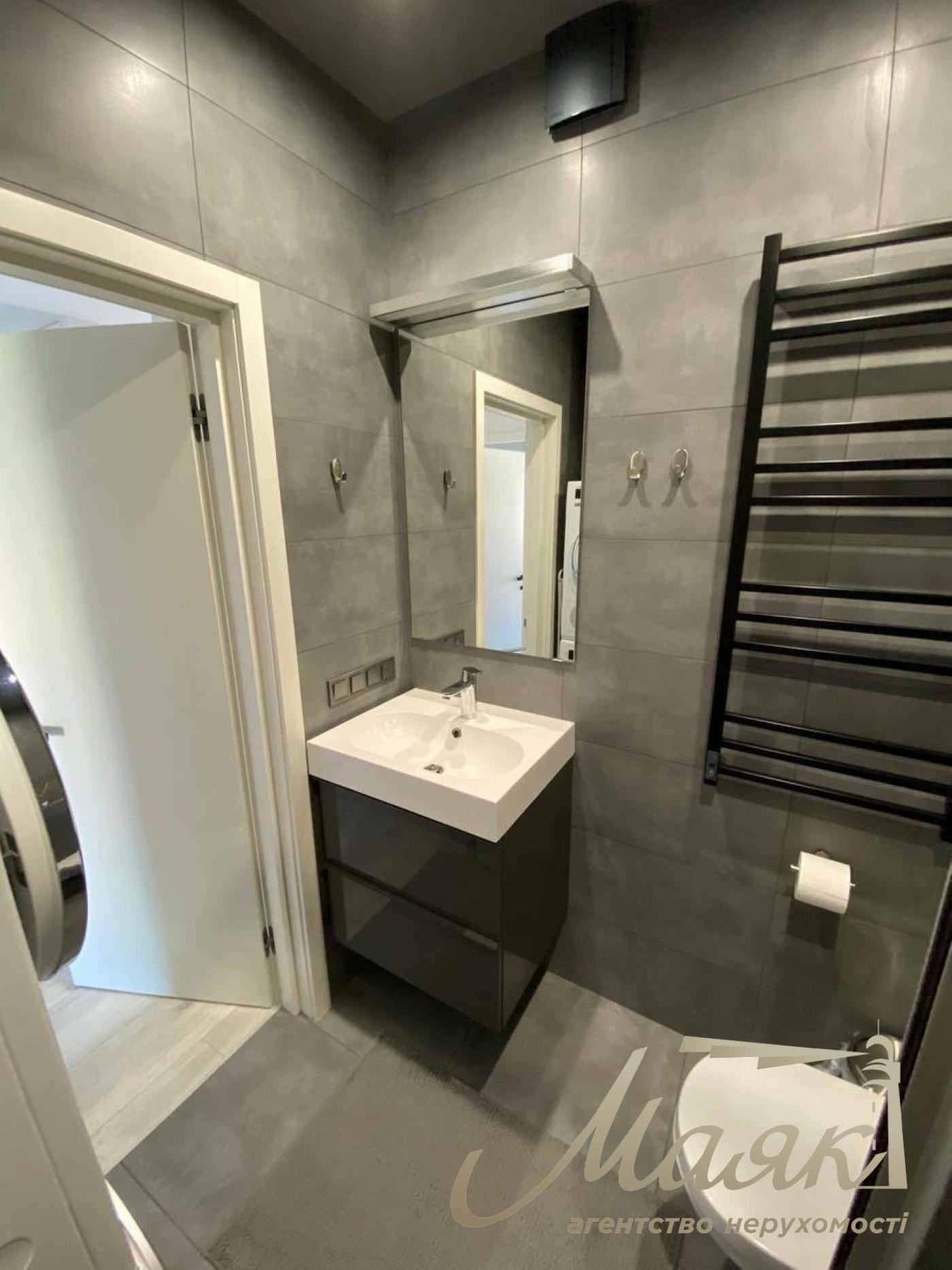 Продаж 4к квартири ЖК Комфорт Таун, вул. Регенераторна