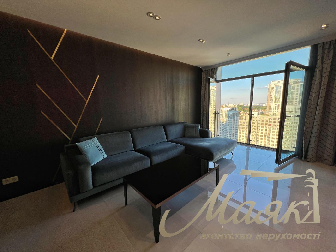 Оренда пентхауса 100м2 в ЖК Підвисоцький, вул. Підвисоцького