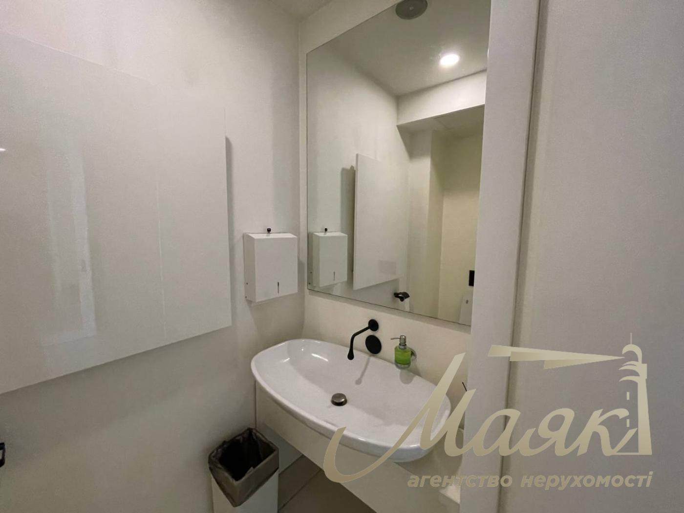 Оренда приміщення під кафе або ресторан 100м2 у центрі, вул. Антоновича