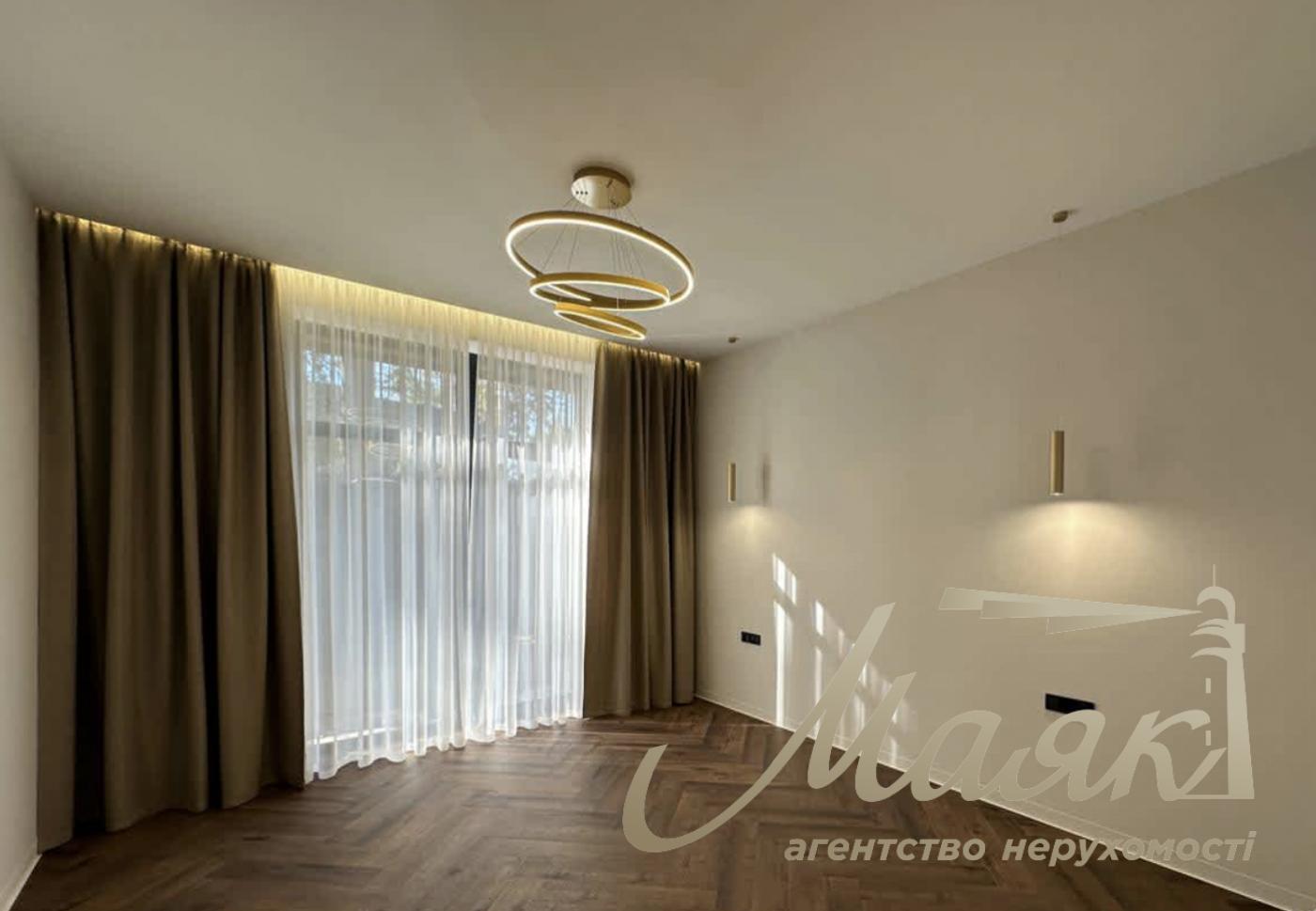 Продажа 2х-этажного дома  200м2 в с. Ходосовка в КГ "Нова Ходосовка" , Киево-Святошинский район