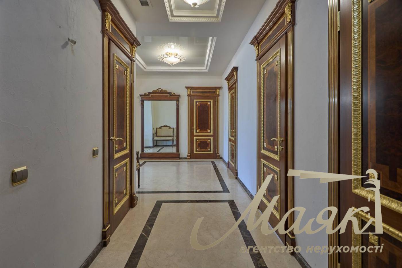 Оренда 4 кімнатної квартири, 163 м, Жилянська 30а, Голосіївський район