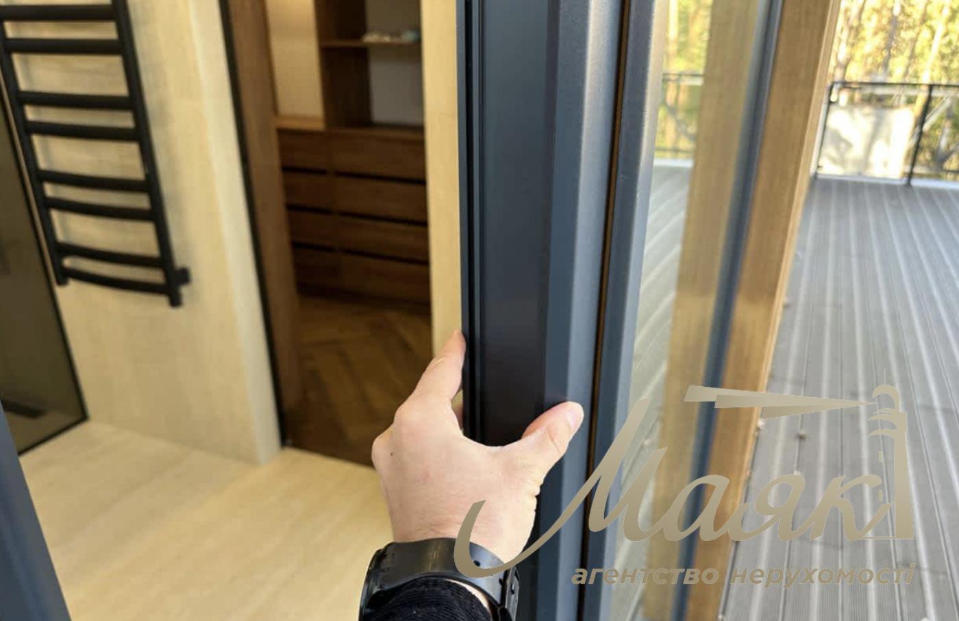 Продажа 2х-этажного дома  200м2 в с. Ходосовка в КГ "Нова Ходосовка" , Киево-Святошинский район