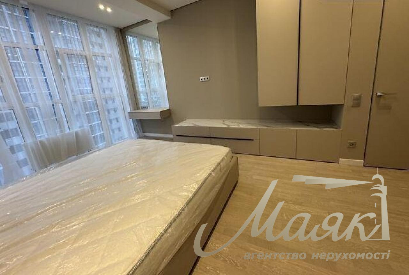 Продаж 3-к квартири ЖК Новопечерські Липки, Печерськ, Центр