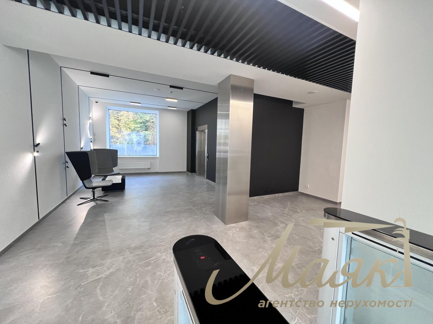 Аренда офисного помещения 500м2, БЦ Нивки Сити