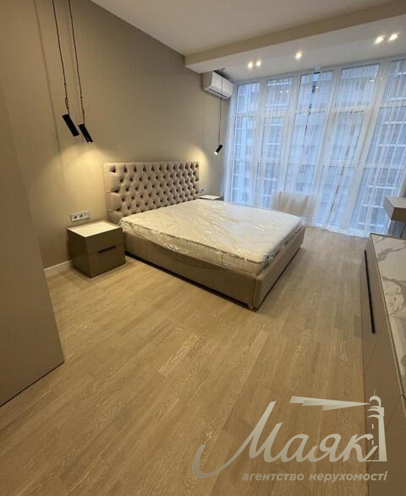 Продаж 3-к квартири ЖК Новопечерські Липки, Печерськ, Центр