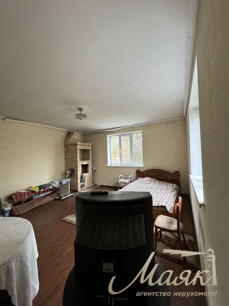 House for sale in a pine forest, Zelenyi Gai, near Revnoye