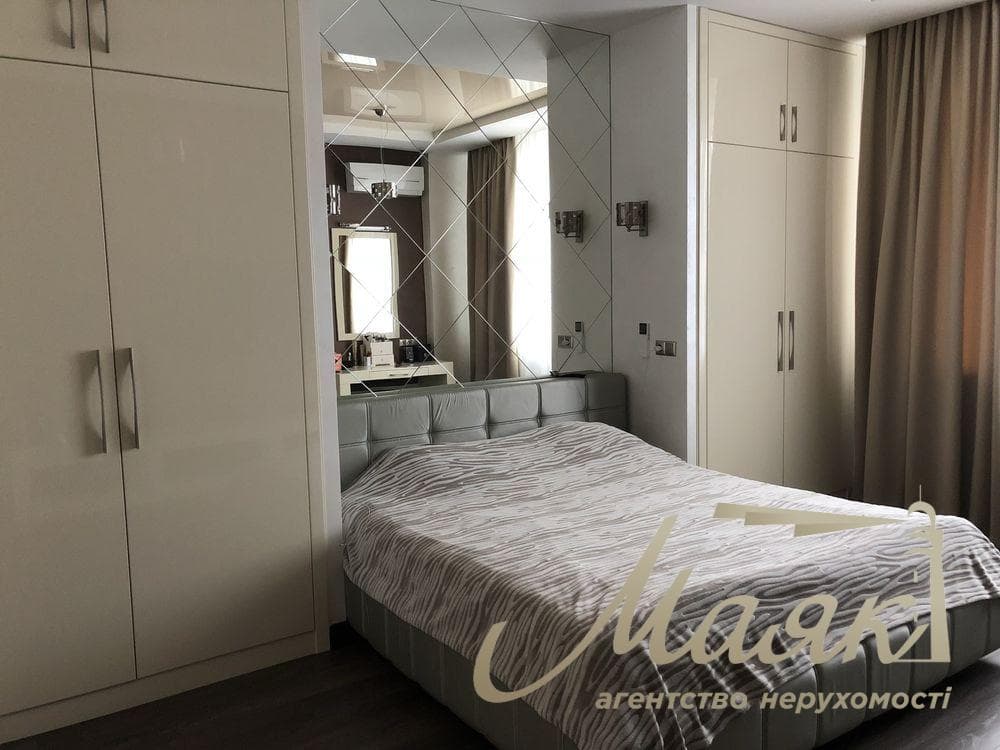 Продаж 3-кімнатної квартири, 103 м², ЖК «Рівер Стоун», вул. Трускавецька, 2-А