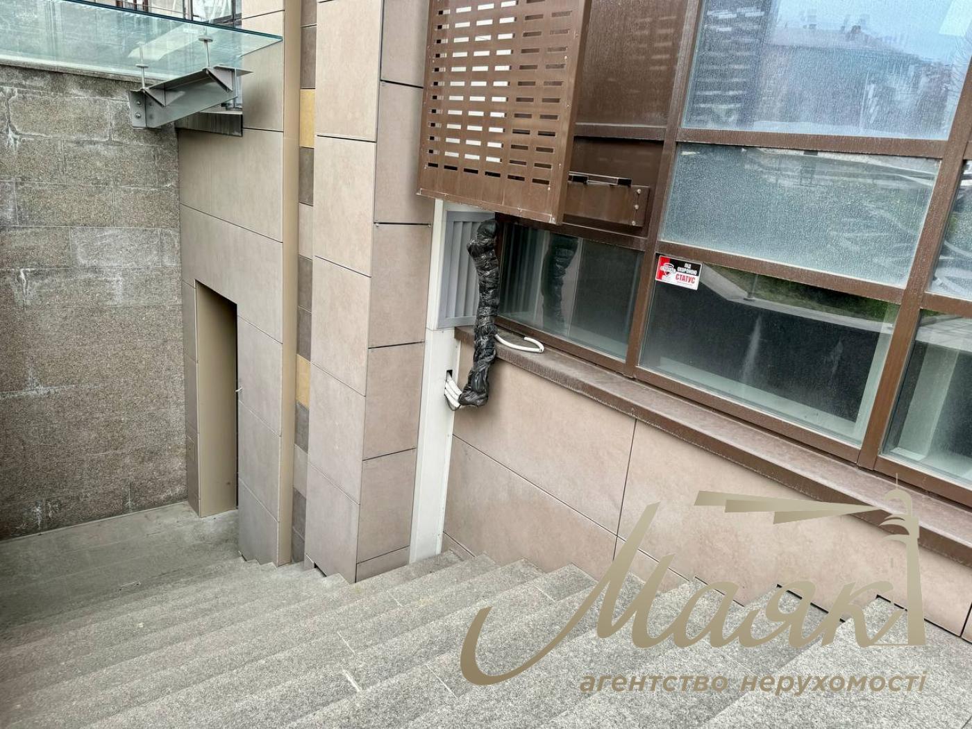Sale of premises 80m2 in residential complex Boulevard of Fountains, Sapernoye Pole street, Pechersk, Kyiv