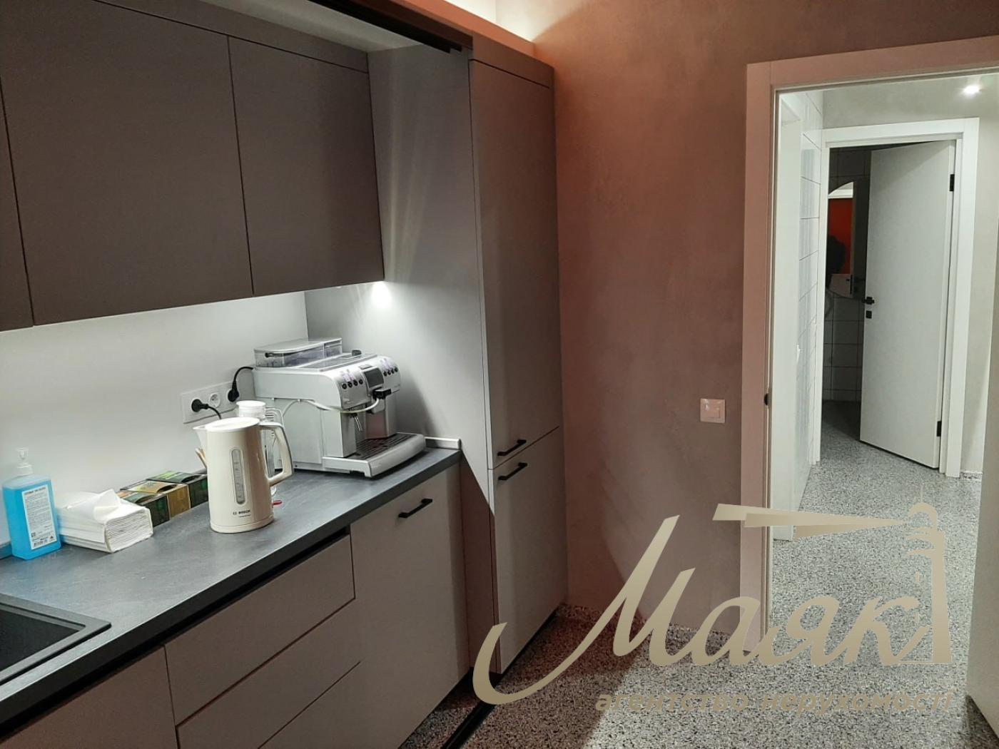 Оренда офісу 270м2 на Воздвиженка, Поділ