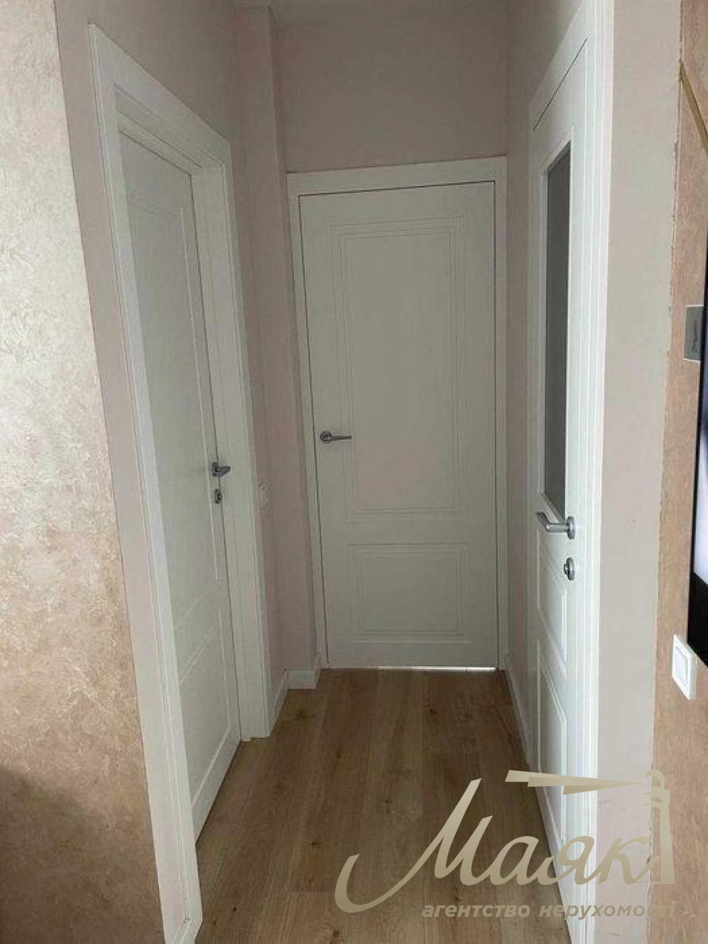 Продажа 3-комнатной квартиры ЖК Файна Таун, ул. Салютная