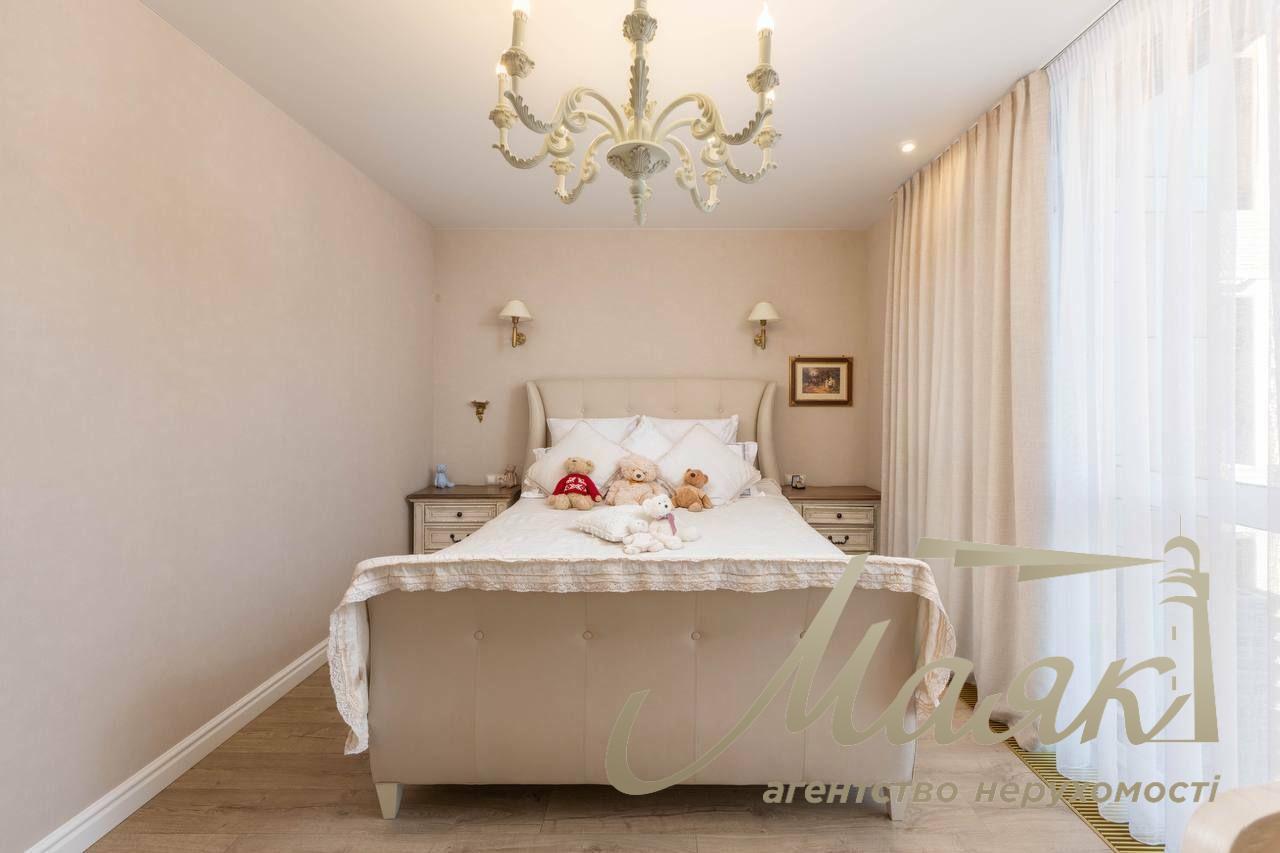 For sale apartment 102 m2 in LCD French Quarter 2, Predslavinskaya str. 40, Pechersky district