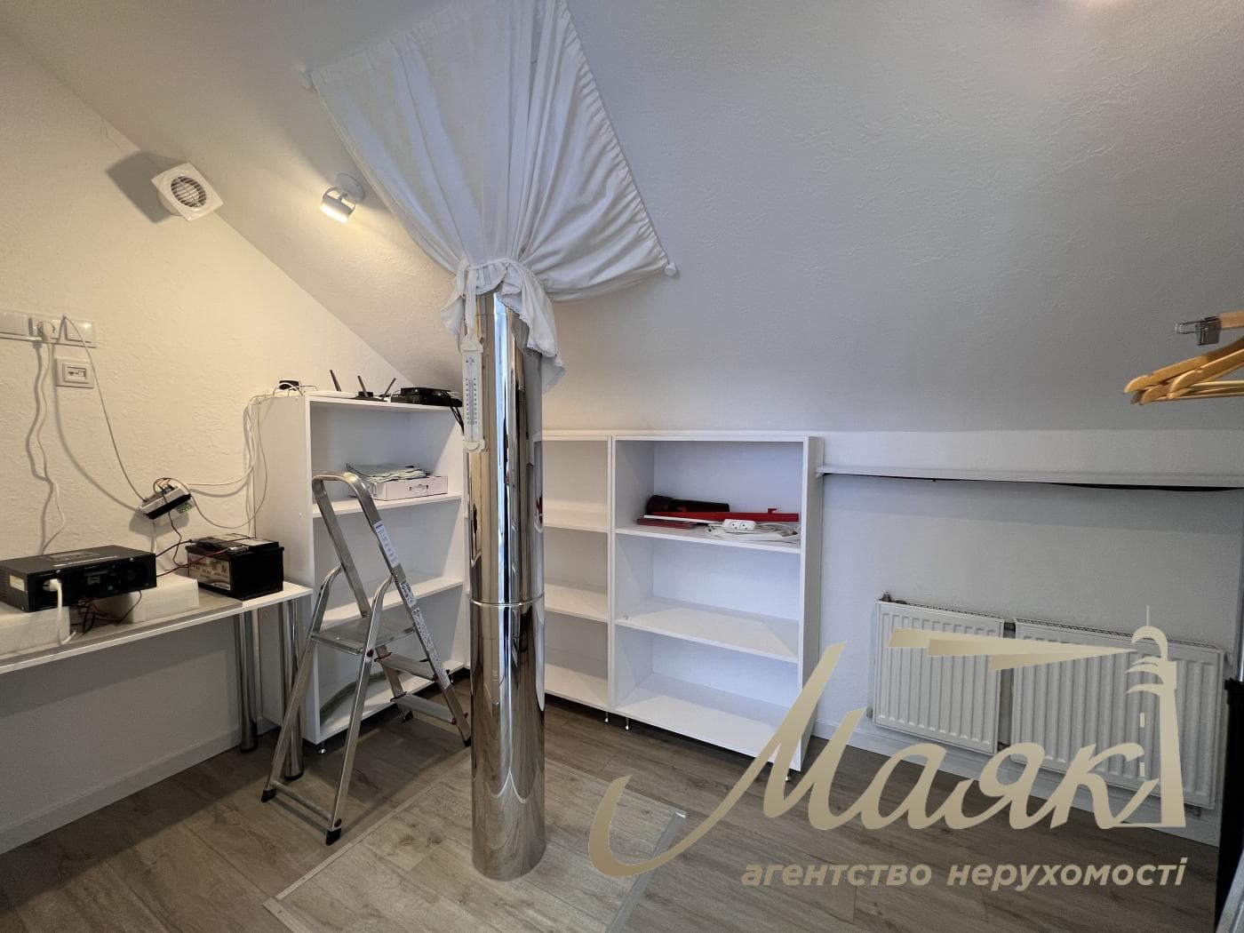 Rent 3-storey house 177m2, s.Skibin, Brovarsky district