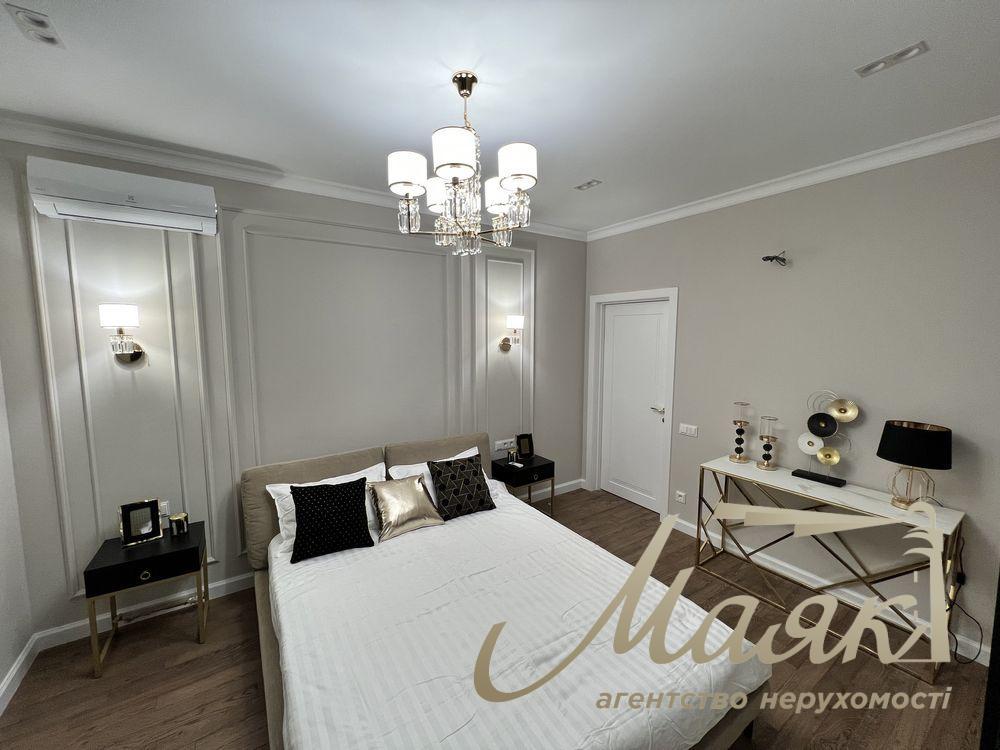 Продаж 3-кімнатної квартири в ЖК Французький квартал 2, вул. Предлавинська