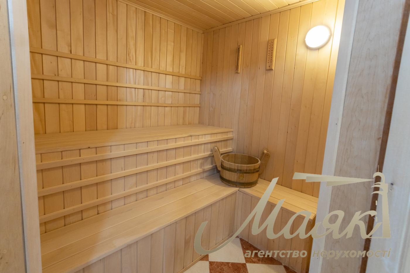 Продажа видового трехуровнего пентхауса 555м2, Ковпака 17, Нижний Печерск, метро Лыбедская