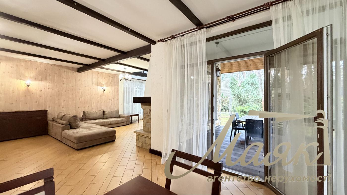 Оренда будинку К.Заспа, Козин, Плюти, оренда будинку в містечку, басейн, ліс, охорона