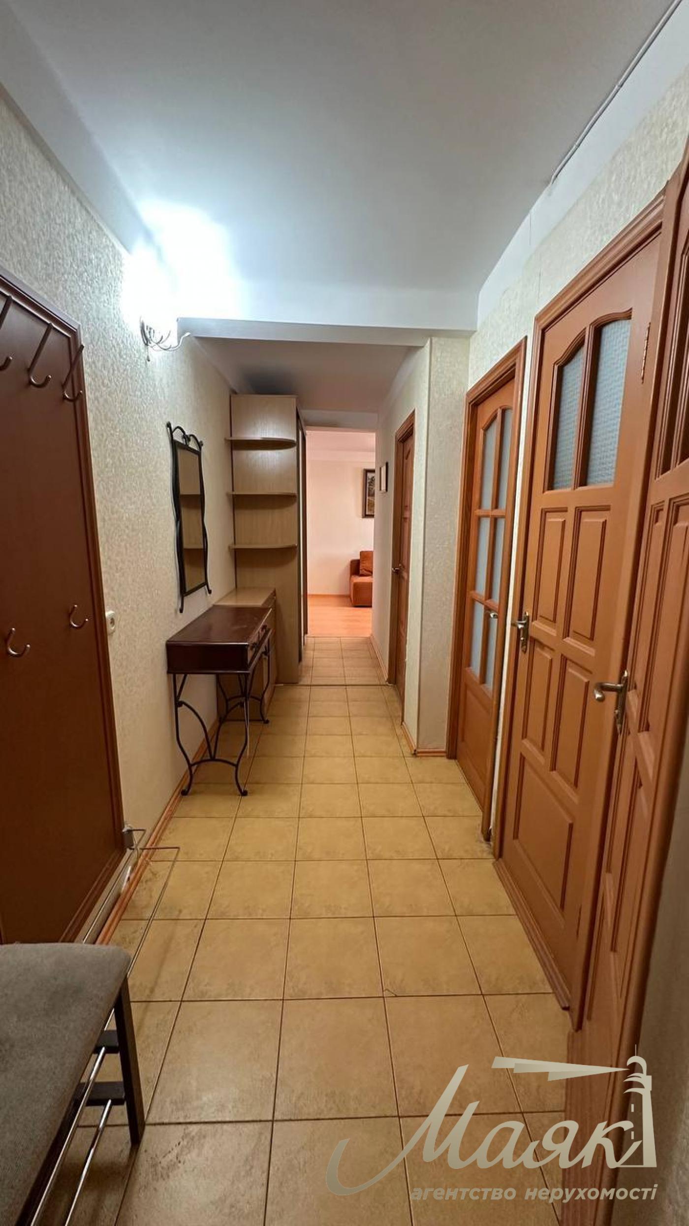 For sale 3-room apartment 57m2, Obolonskyi district, Ivasyuka 15A