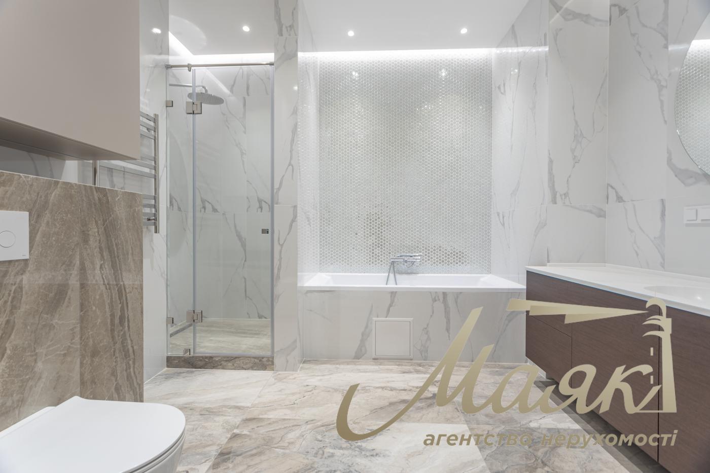 Продаж 4-кімнатної квартири 180 м² в ЖК "Новопечерські Липки", Драгомирова 15Б, Печерський район, Київ.