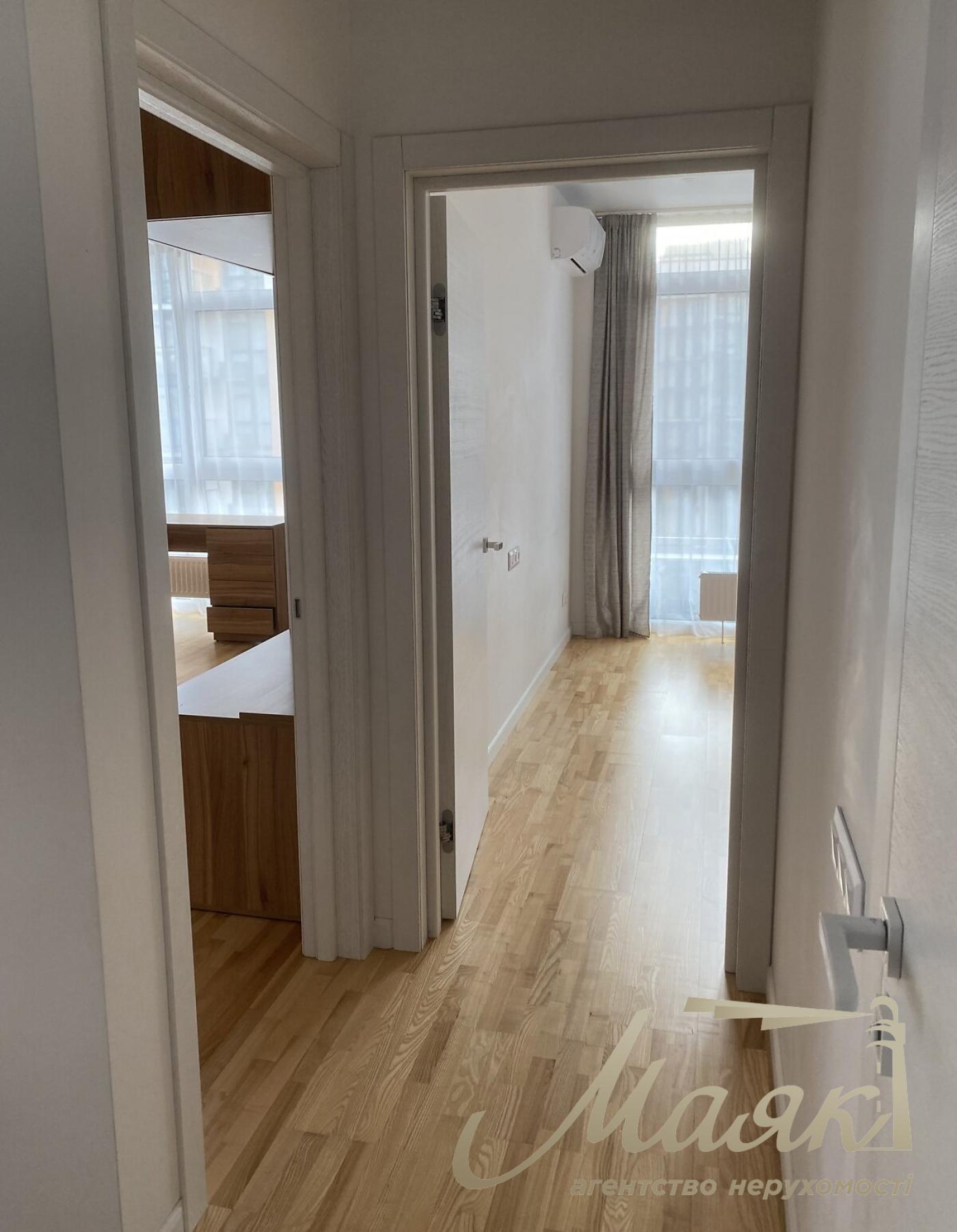 Аренда 3-комнатной квартиры 80м2 ЖК Французский Квартал 2 ул. Предславинская 53