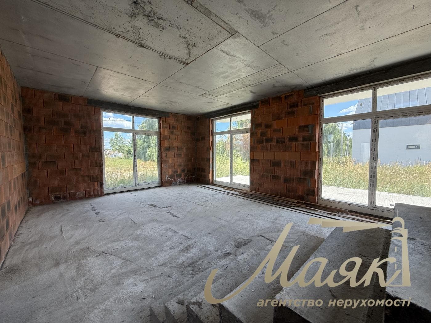 For Sale: 2-Story House (175 m²) in the village of Vyshenky, Kyiv Oblast, Boryspil District