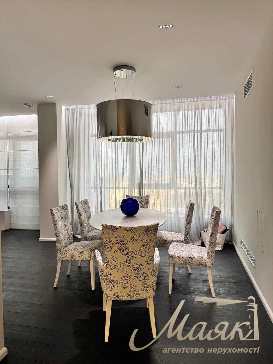 Продаж пентхауса 262 м2 у престижному ЖК Новопечерские Липки, ул. Драгомирова/Верхогляда, Печерский район, Киев