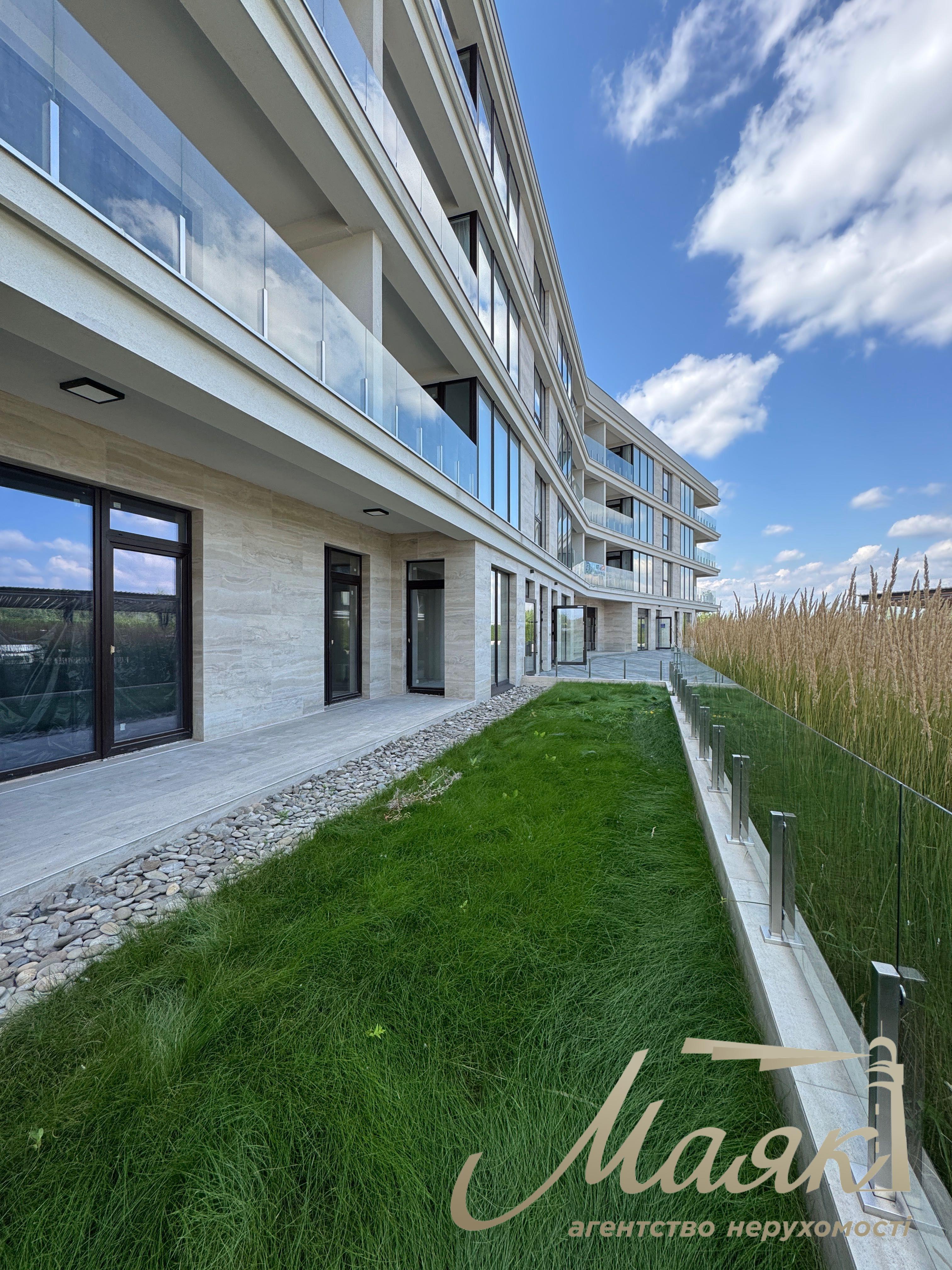 For sale apartment with terrace in LCD "Park Lake City" with a lake, Podgortsy, Kyiv region.