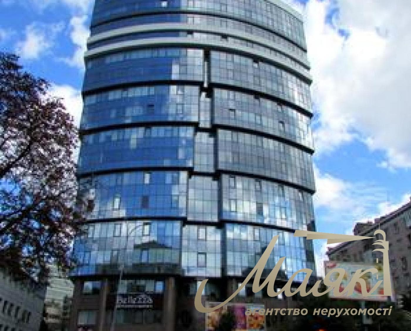 Продаж офісу 95 м.кв. Carnegie Tower, Печерськ