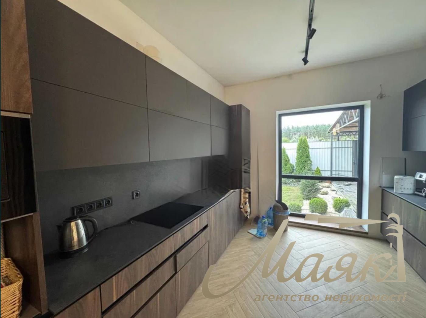 Продается дом 260 м², 10 соток в Голосеевском районе, Конча-Заспа, хутор Мрыги.