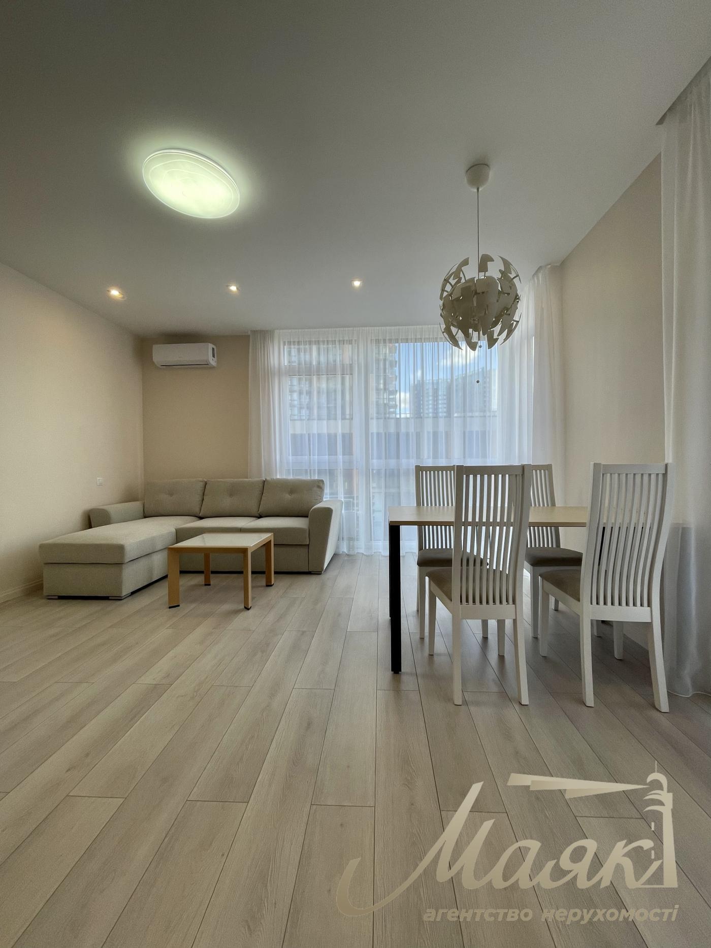 Аренда 3к. квартиры, ЖК "Французский квартал", ул. Предславинская