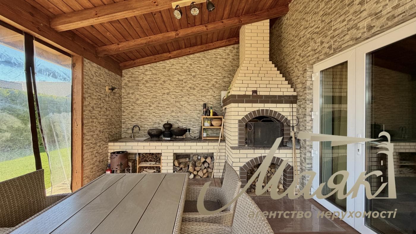 Продаж 2х-поверхового будинку 246м2 с. Зелений Бір/Крушинка, Одеський напрямок, Київська область.