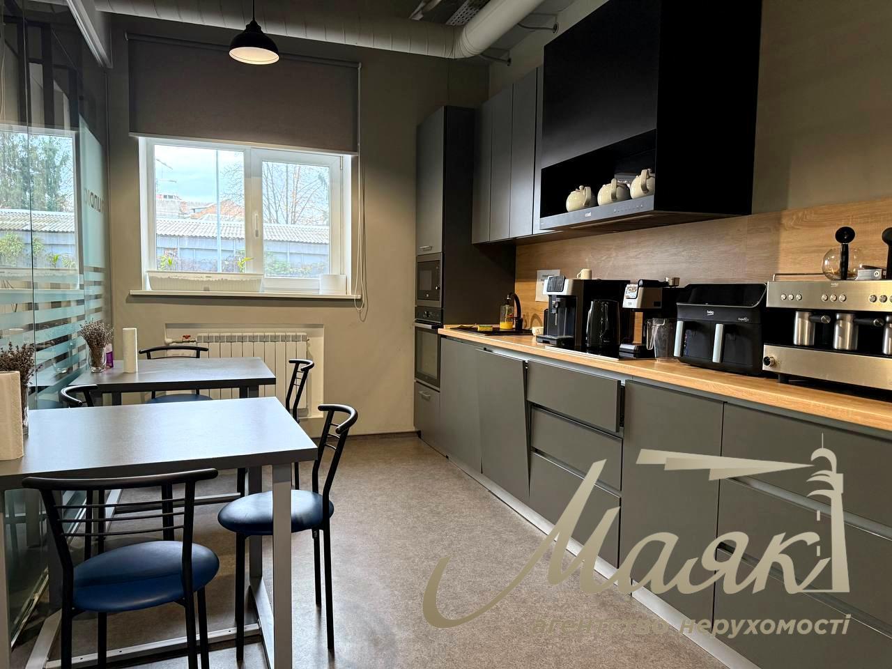 Office for rent in BC Europassage 372 sq.m. on Semy Prakhovych str. (Gaidara), 58/10