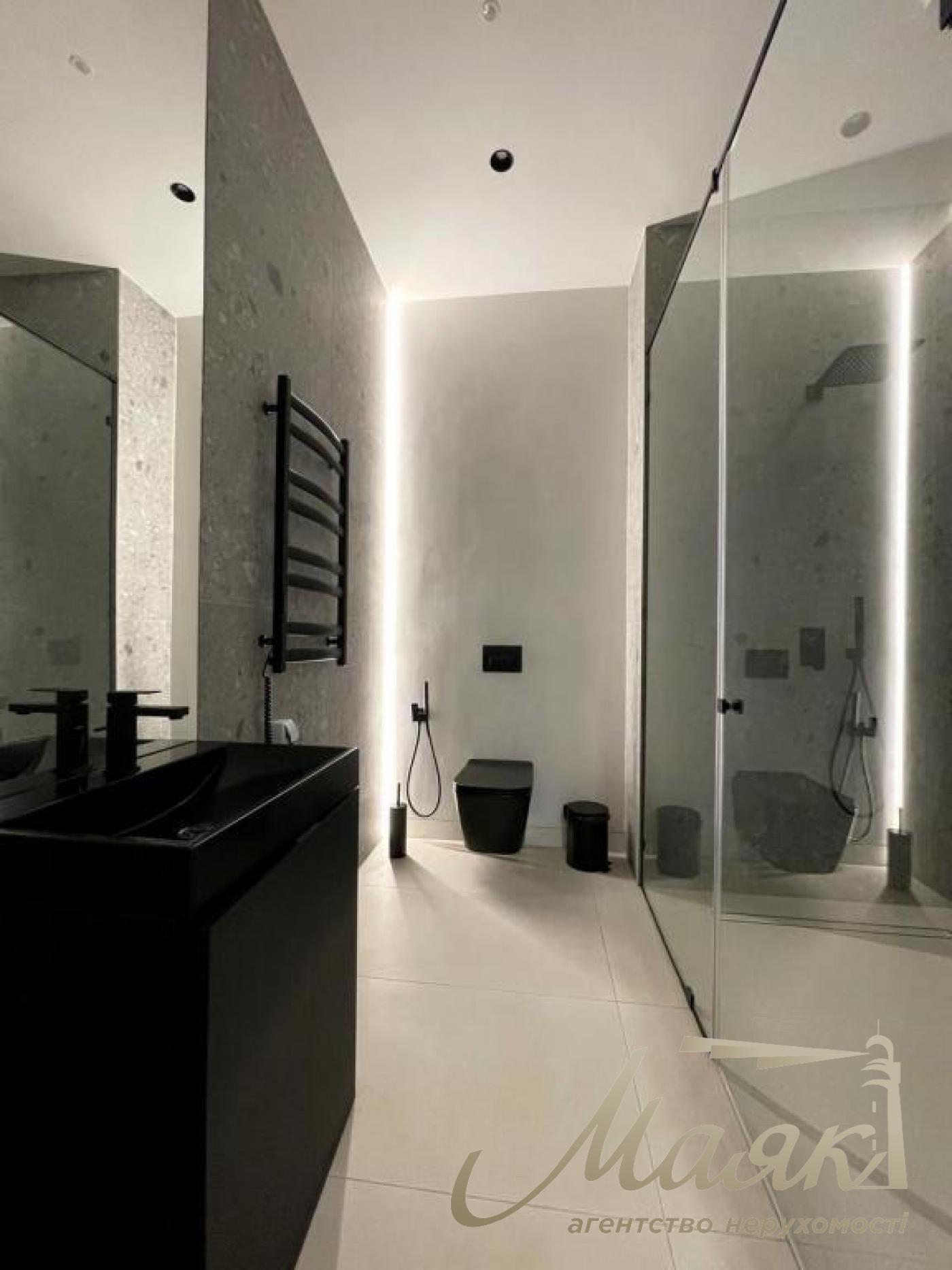 Оренда комерційного приміщення 267 м.кв ЖК Нова Англія