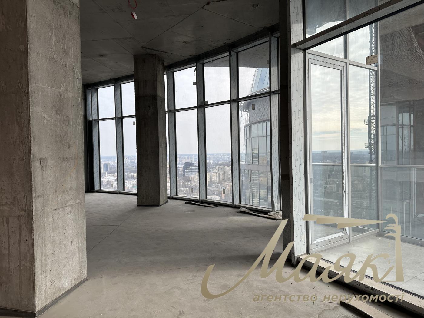 Продаж пентхауса 383м2 у ЖК Taryan Towers