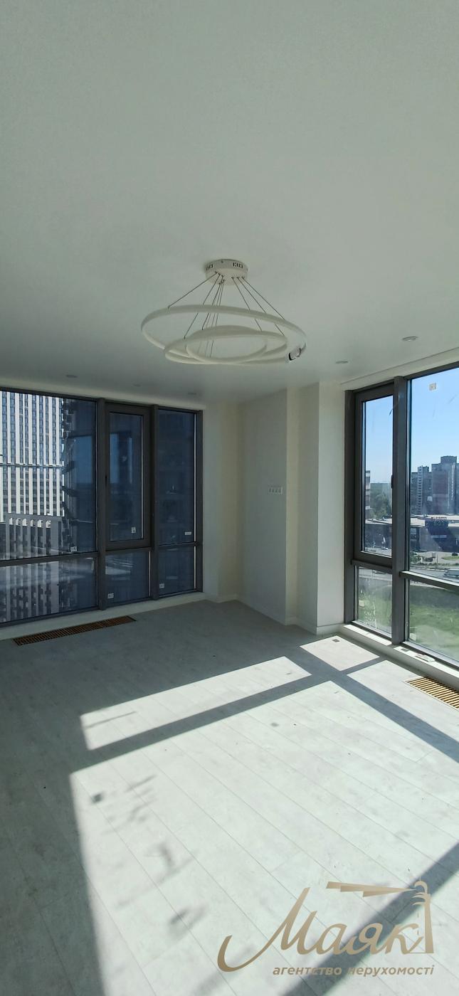 Продаж 2к квартири ЖК Метрополіс, вул. Академіка Заболотного, Іподром