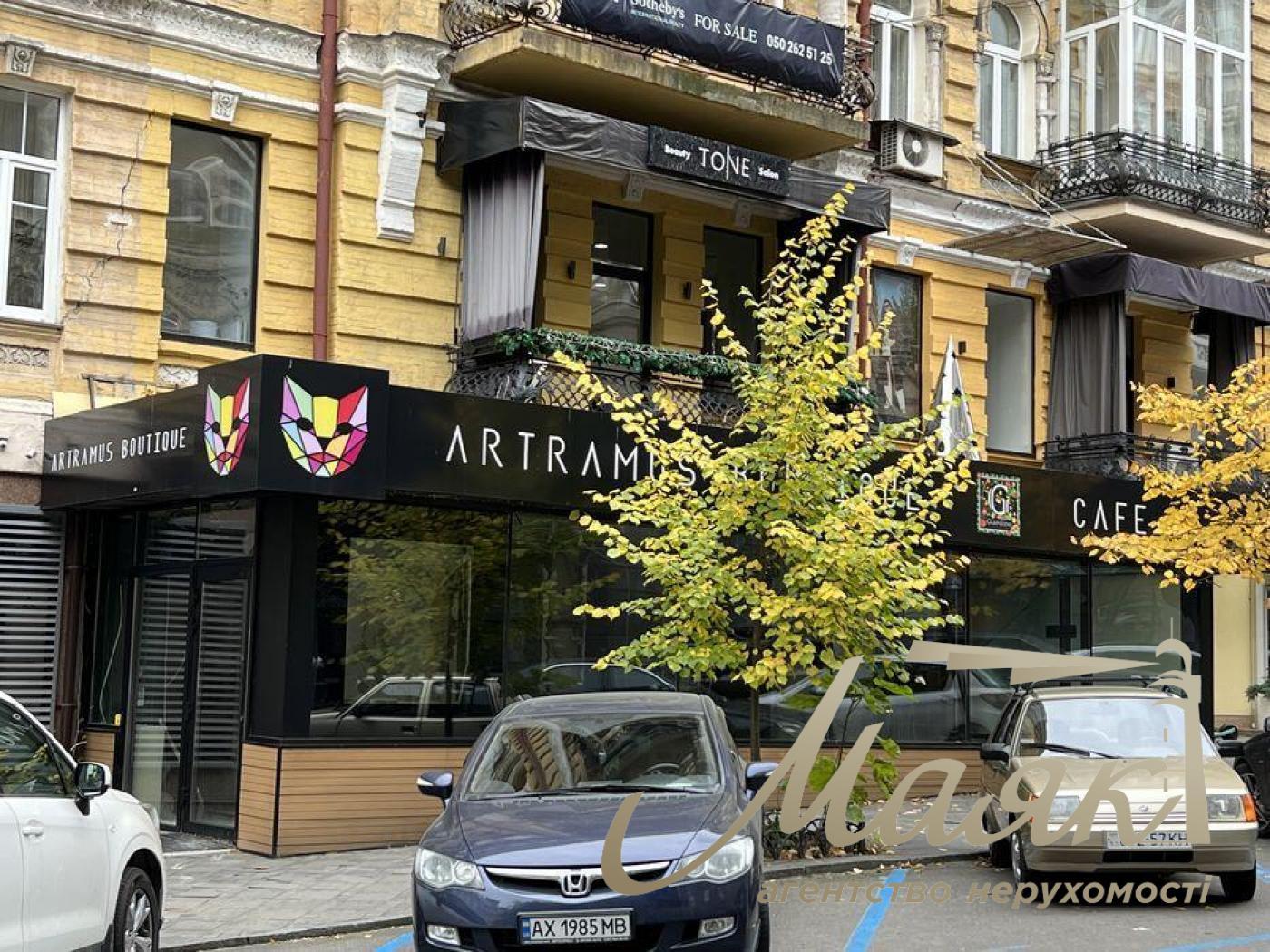 Аренда комерческого помещения 597м2  ул. Городецкого , Печерск, Киев