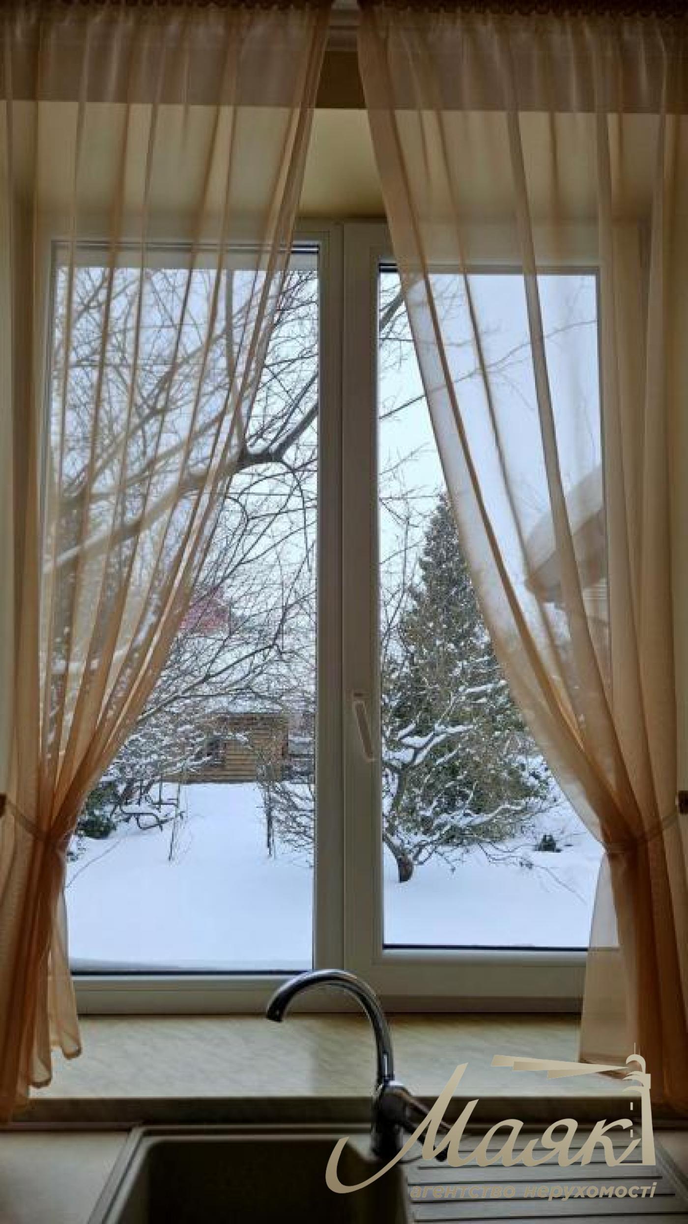 Продаж 2-поверхового будинку 220м2 з ремонтом і меблями в Гатному