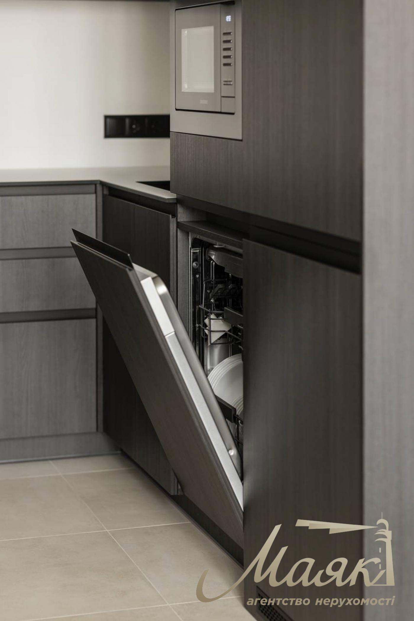 Rent 1-bedroom apartment in Fine Town Residential Complex, Salutnaya Street 2