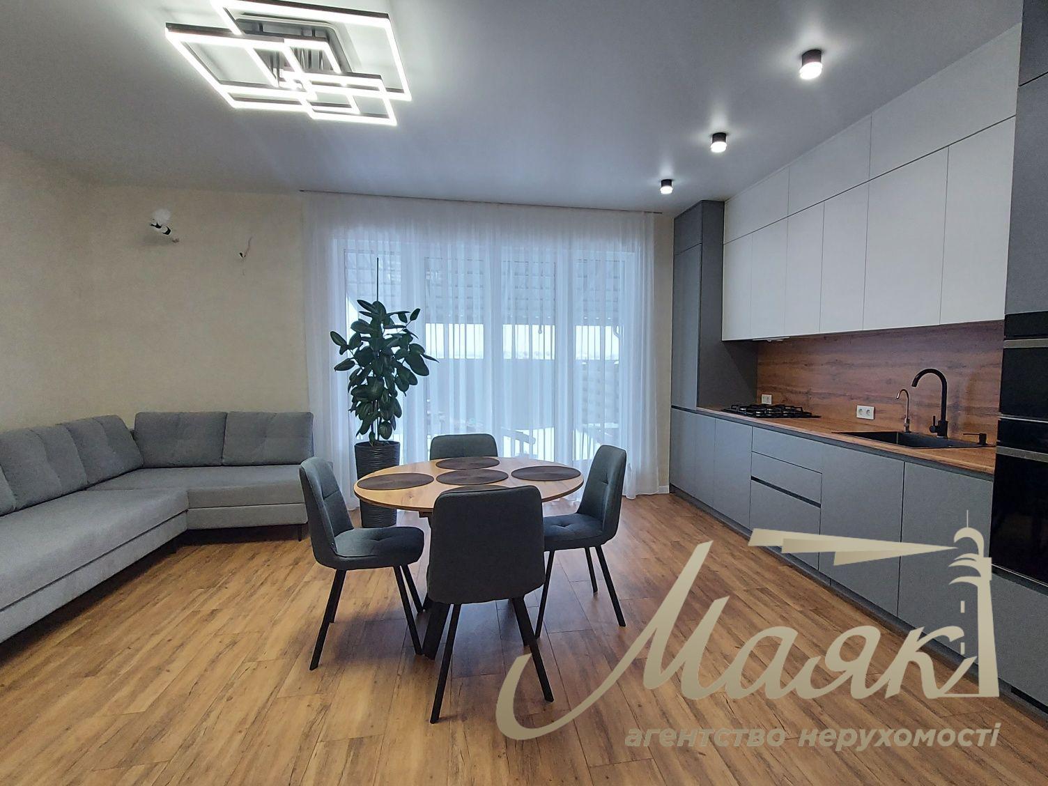 Продаж дуплексу з новим ремонтом, гаражем і власним бомбосховищем с.Крюківщина, котеджне містечко Beverly Hills (2 км від Києва).