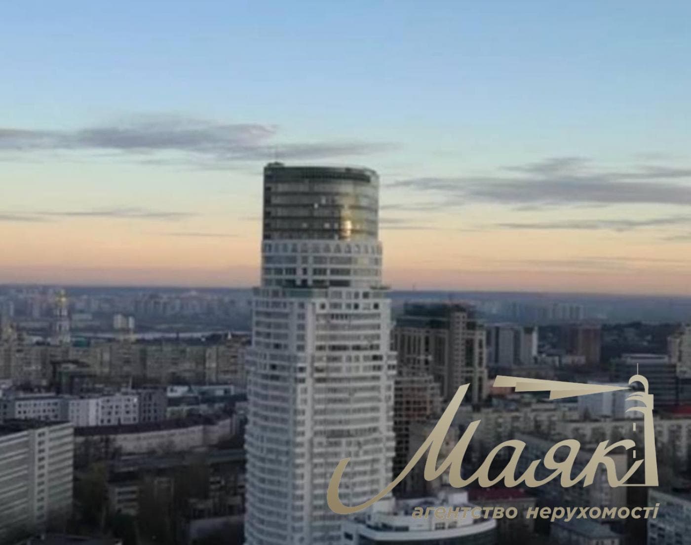 Продаж / Пентхаус 300 м² / Кловський спуск, Печерськ, Київ