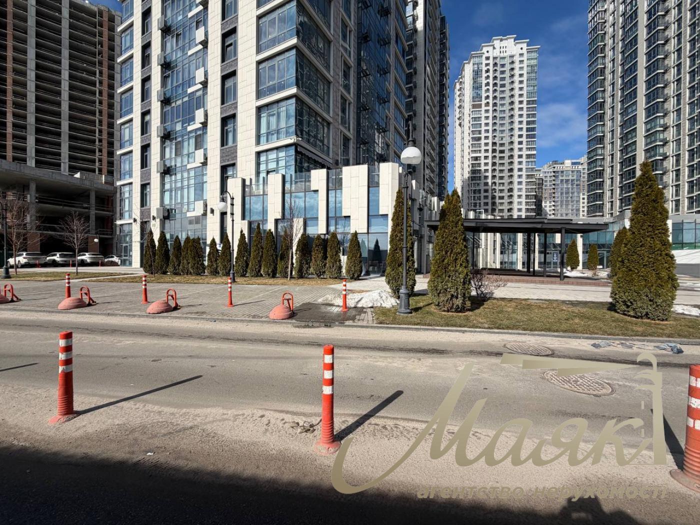 Продаж приміщення під ресторан у ЖК Новопечерські Липки, вул. Драгомирова, Печерськ, Київ