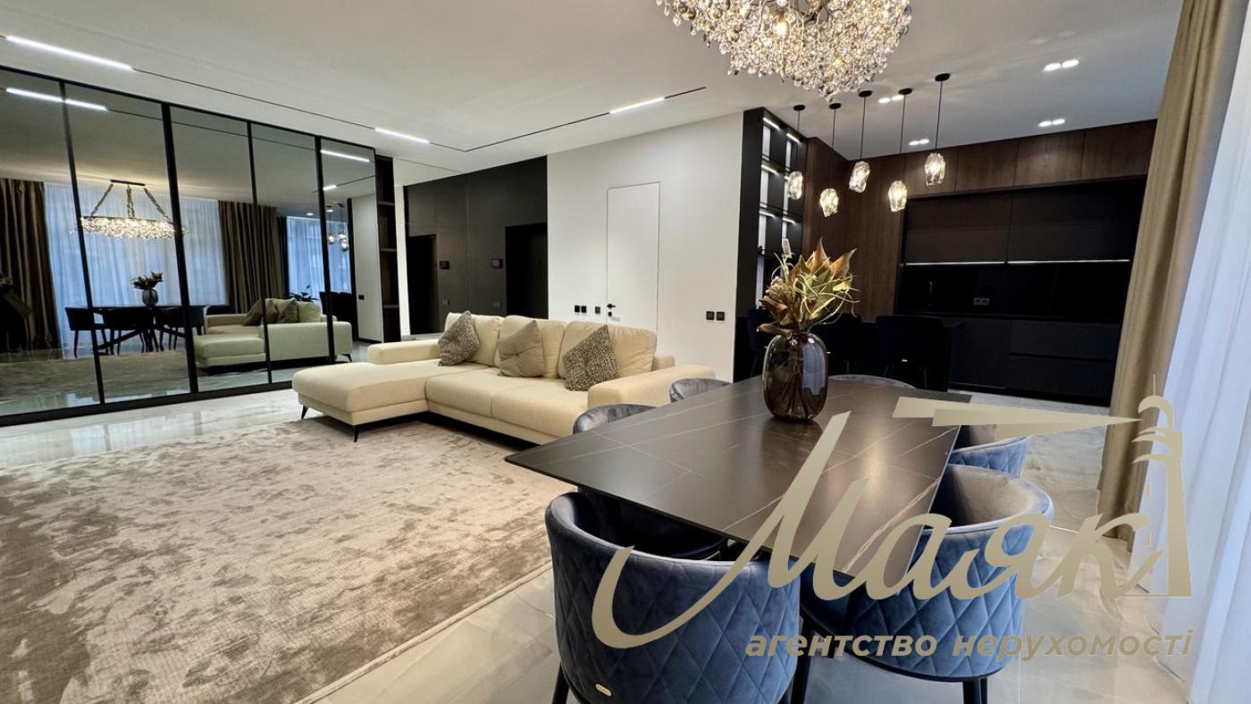 Продажа 3к квартиры 114 м2, ЖК Бульвар фонтанов, Печерск, Киев