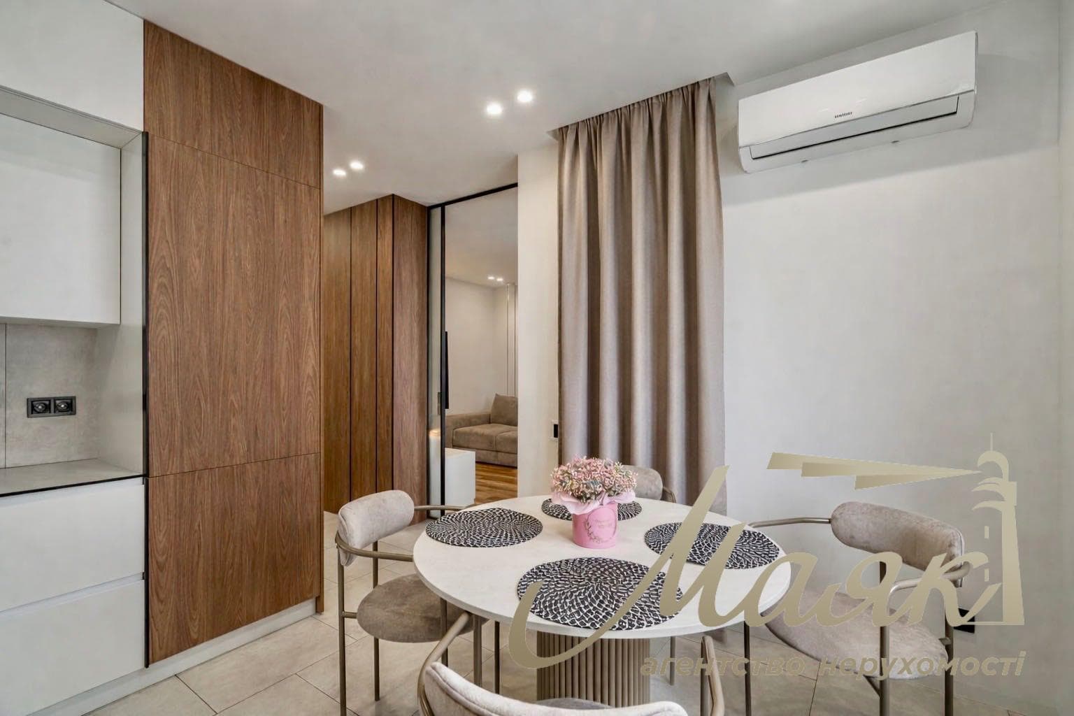 Аренда 2к квартиры в ЖК West House, Голосеевский район