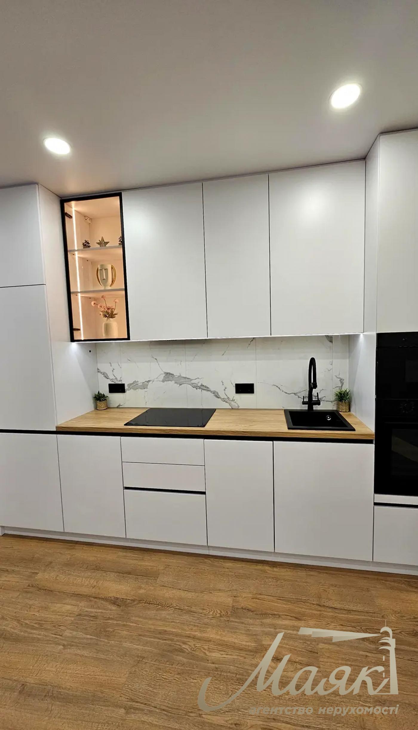 Продаж 1-к кімнатної квартири ЖК Варшавський-2, Виноградар, Поділ