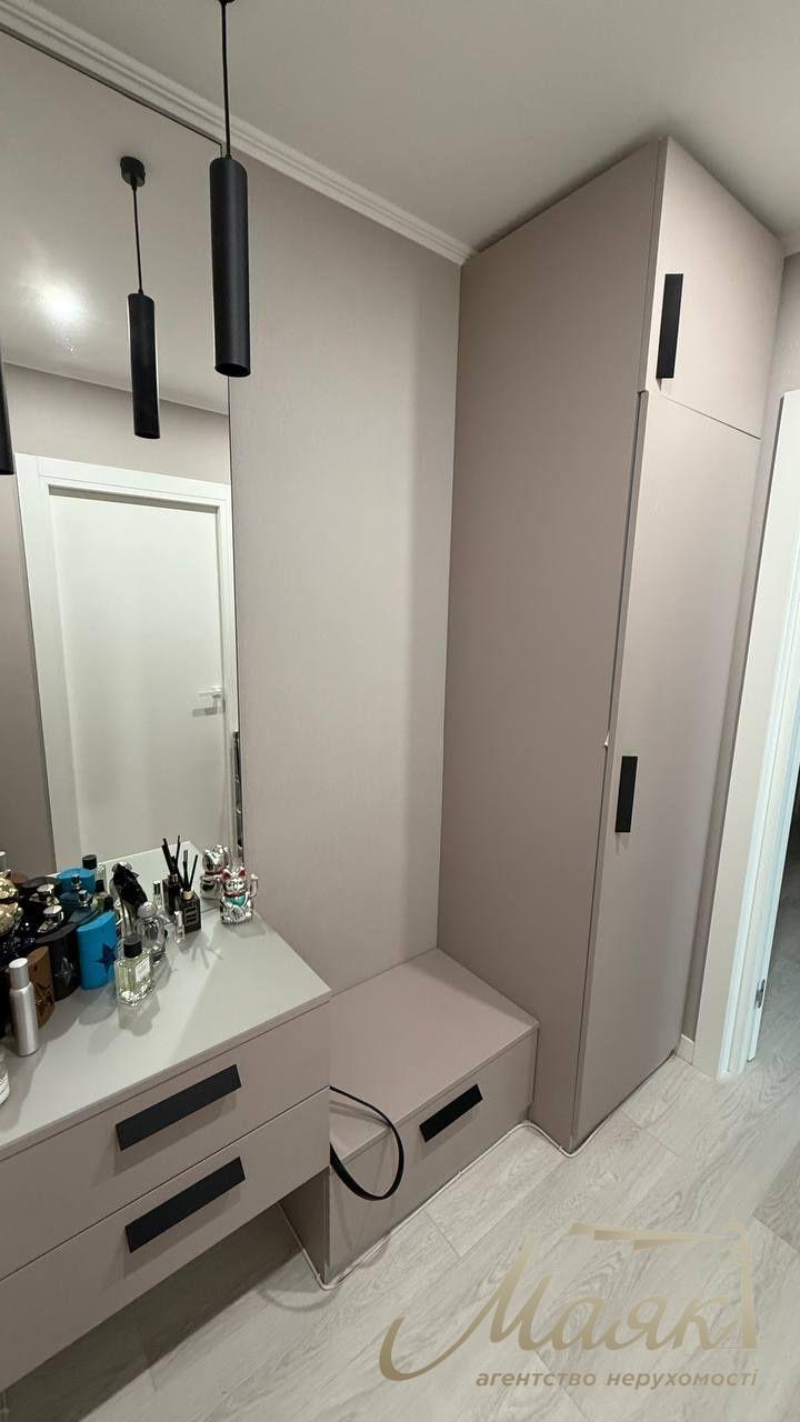 Оренда будинку 115м2 з басейном у КМ Міжріччя