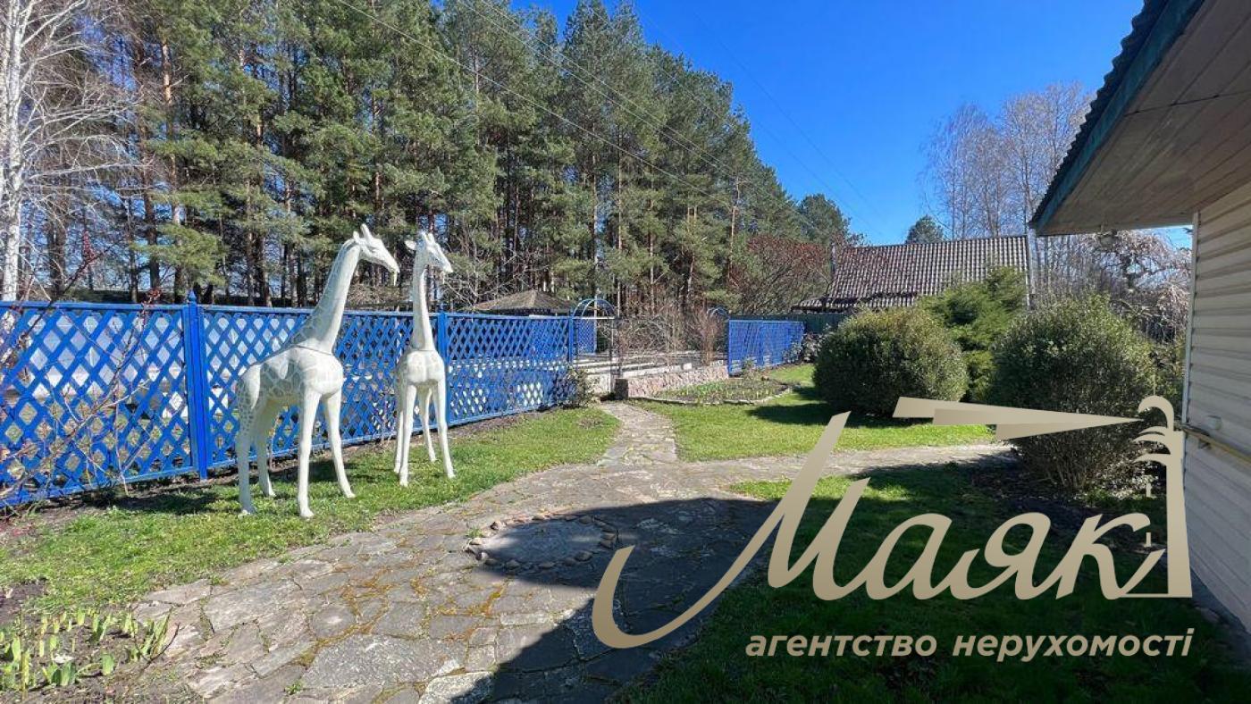 Продаж 2х-поверхового будинку 223м2 в с.Козин, вул. Старокиївська, 23.2 сотки землі, Обухівський район, Київська область